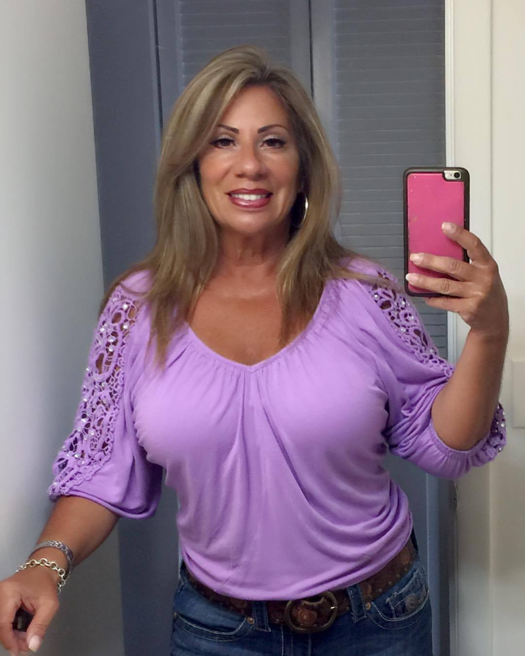 Happy Saturday everyone!! Off to the hospital to be with Lilly #milf #mature #over50