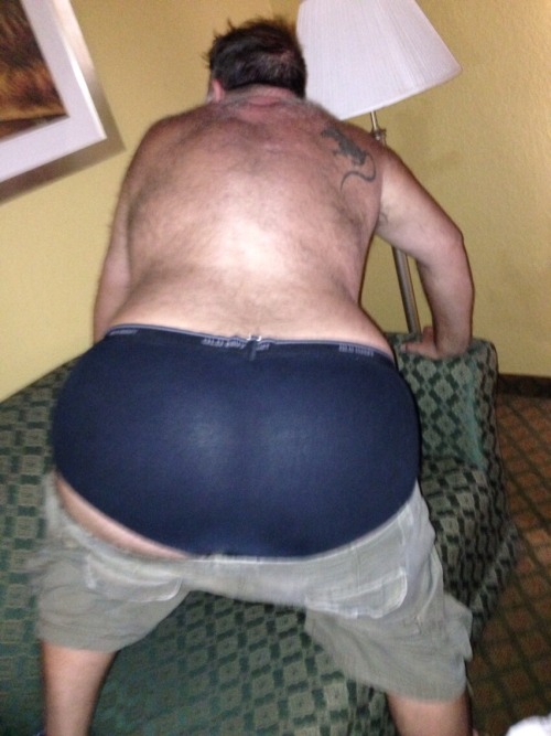 bears4us:  Daddy got ass