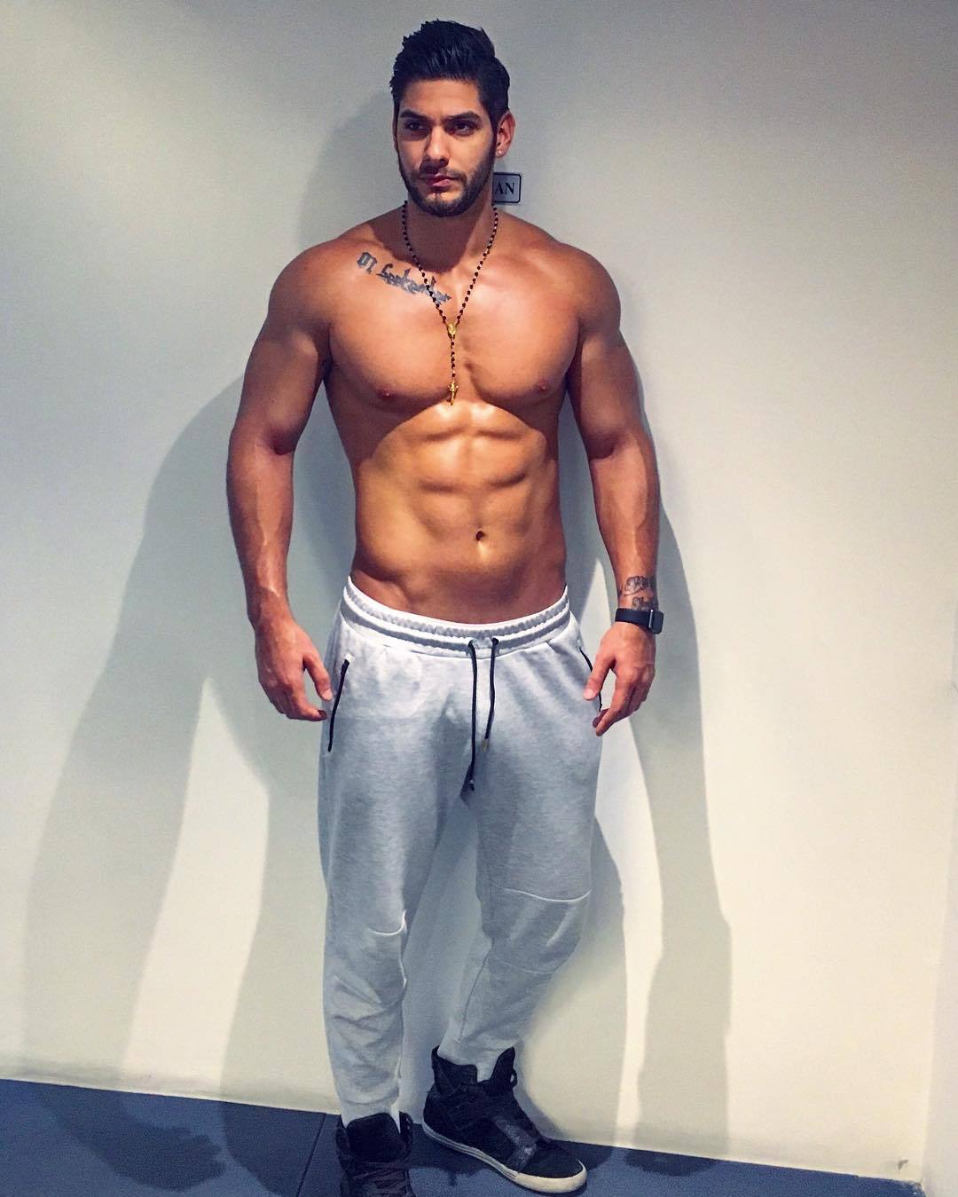 stratisxx:  Sexy Lebanese stud Paul Iskandar