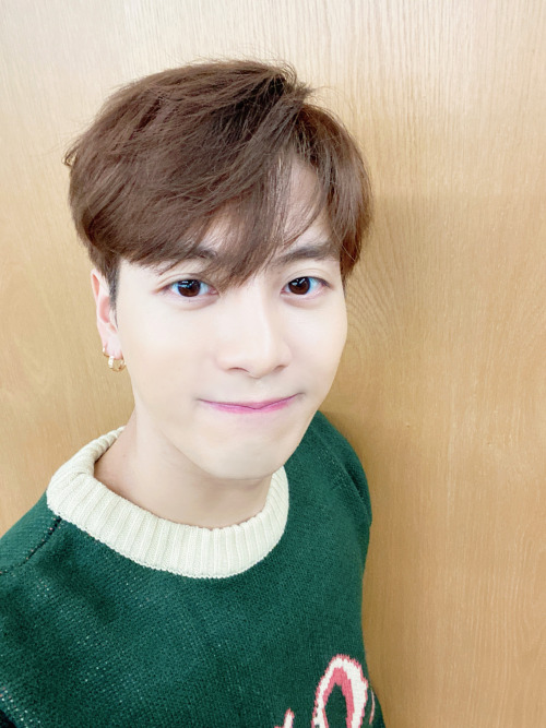 GOT7Official: [ #Piece_Of_GOT7 # ] Today is also Happy Christmas with GOT7 Hope you have a good week