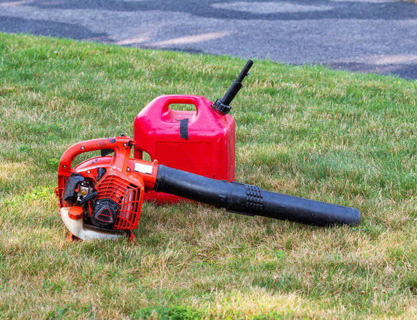 How to Repair a Leaf Blower 