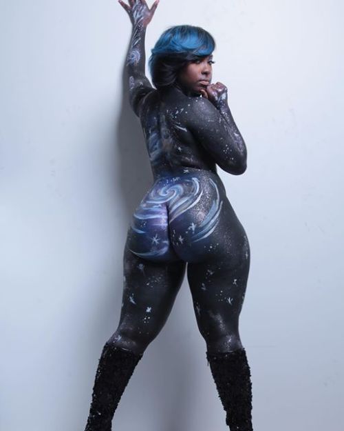 bigbuttsthickhipsnthighs:  Galaxy booty