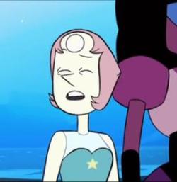 commentisunrelated:augmentbrain:su-memelord:kaijew: This is unholy  excuse me u forgot somebody  relatablepicturesofpearl