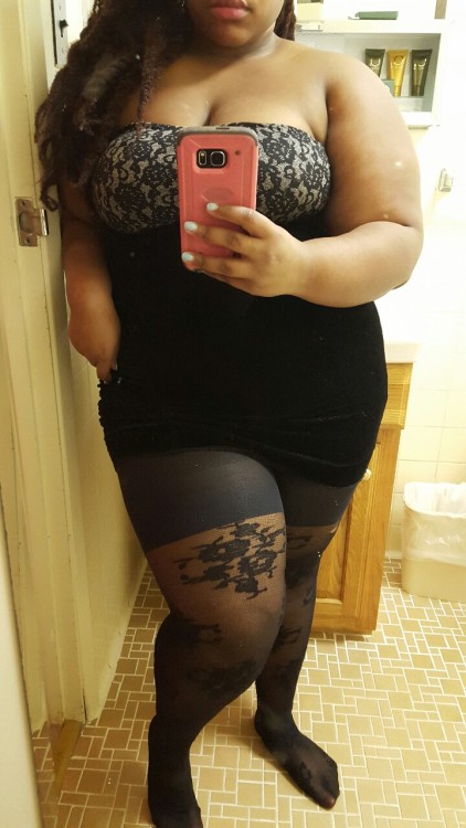 curiositygotthebestofme: mrsprincessslut: Y'all think my husband and his friends will like this outf