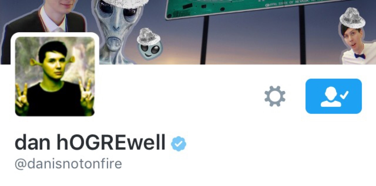 tumblurredreality:Halloween twitter puns &amp; profile pics on point
