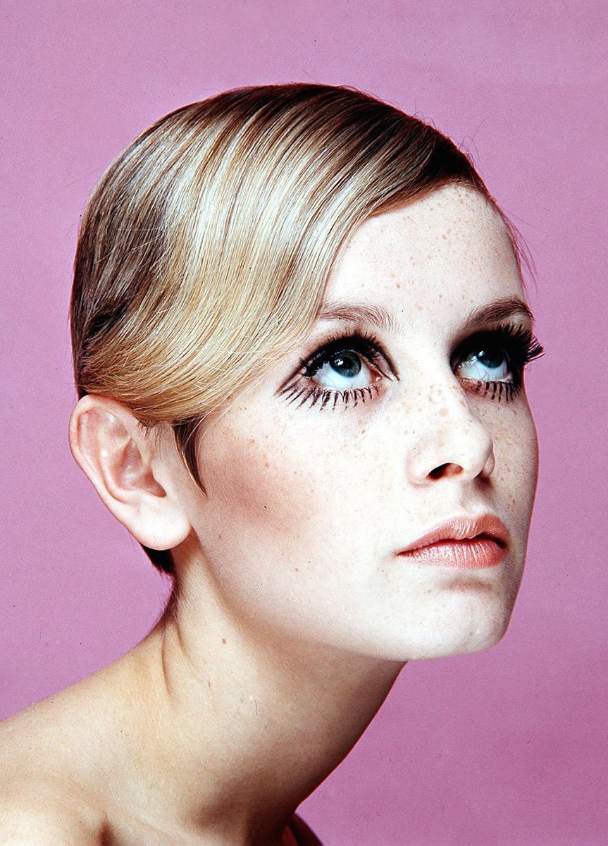vogue:  From Twiggy to Cara Delevingne–5 good reasons to break out the false eyelashes