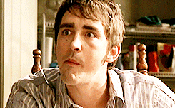 leepacey:  Lee Pace as Aaron Tyler in Wonderfalls ep05 