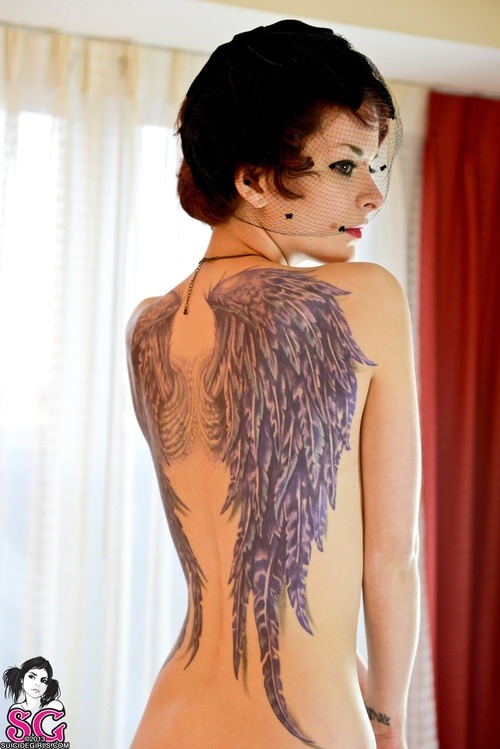 miss-watson-world:  Essence Suicide 