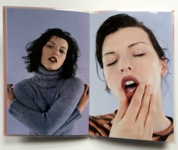 ejakulation:  Milla Jovovich photographed