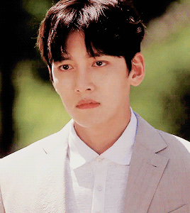 tumblr_or9cj1KvXr1v9bs9yo4_r1_400.gif