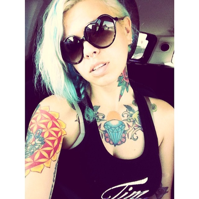 ackleysuicide:  &lt;3 