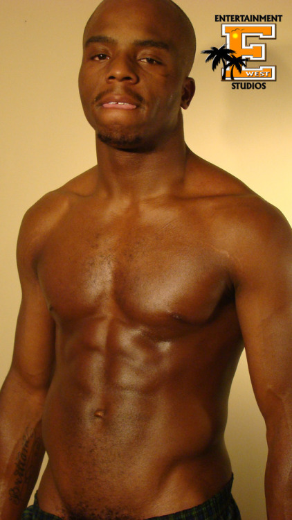 entertainmentweststudios:  #gay #hardcore #fucking Donzel Dean! Check out the men of Detroit on www.thugseduction.net #feelthebreed 