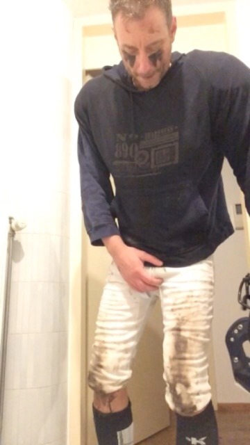 Piss 300 | XTube Porn Video from beuker71
