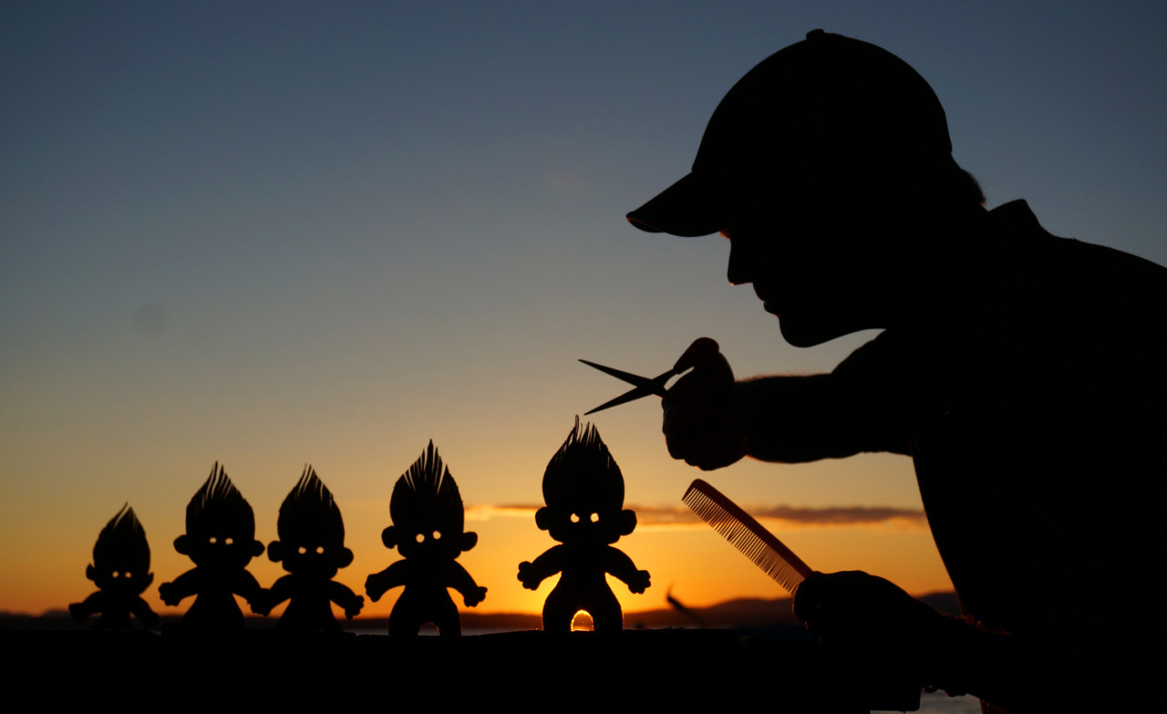 tastefullyoffensive:  Sunset Selfies by John Marshall  “This collection started