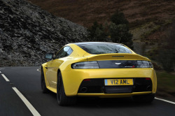 Automotivated:  Aston_Martin_V12_Vantage_S……08 (By Automotive Rhythms) 