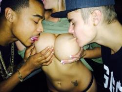 ponysportalsandclop:  shitilovee:  Justin Bieber ladies and gentleman.   must be a guys boobs