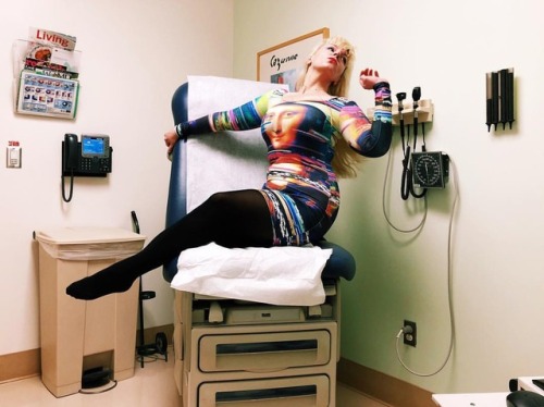 karolynprg: I continue to practice #HospitalGlam at every visit and procedure because my relationshi