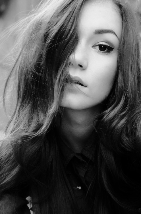 fucking-money:  . 