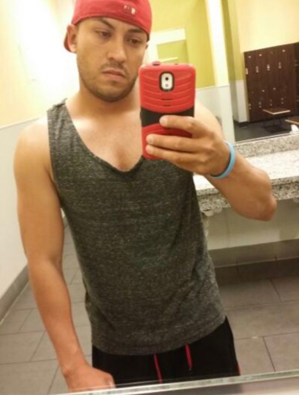 summerfreecity:  Wilfredo Parra, 26 - Mesa, AZ 😍😍😍 a fun guy to be with