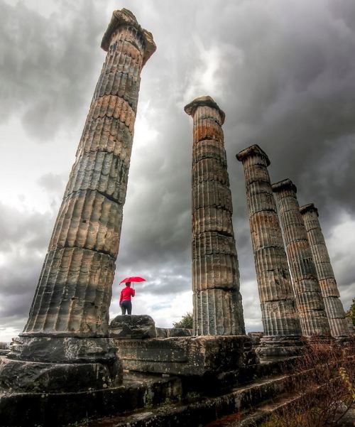 â€œTemple of Athena ruins in Priene / Turkey .â€