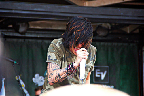 causewearecastaways:Kellin Quinn | Sleeping With Sirens