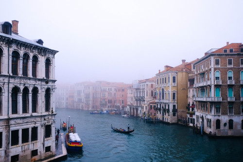 Porn photo neumarc:  Have you seen Venice on a foggy