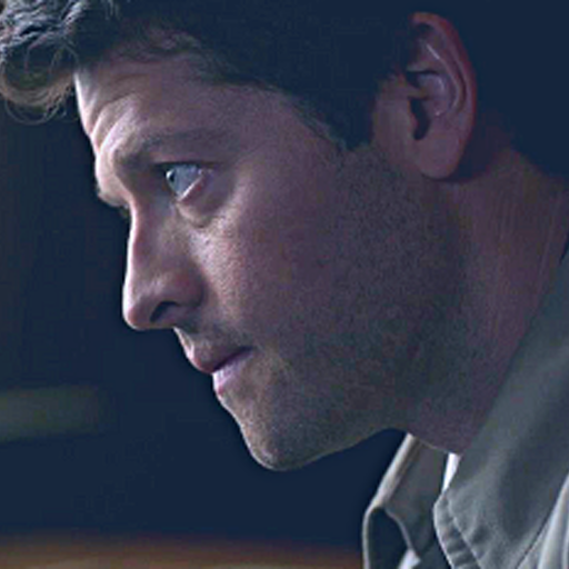 thisisapaige:  “I love you.”Cas stares at Dean. Blinks. Stares. Blinks again. Tears drip onto the cold floor, leaving tracks down both his cheeks.“No,” Cas says, “no, you can’t.” The undulating pile of black goo emerging from the portal