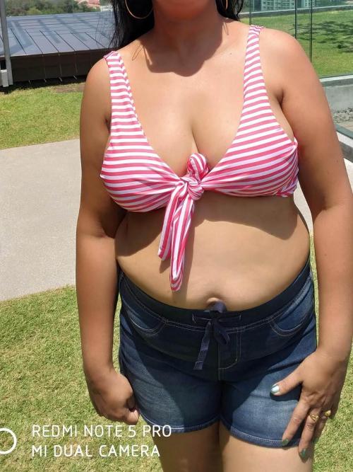 MILF LOVES 