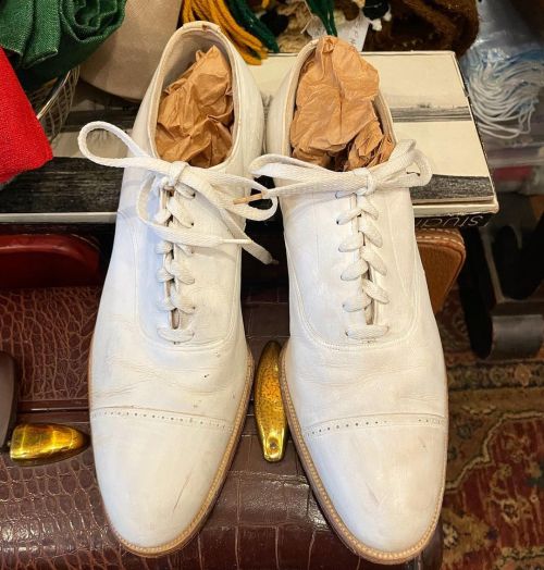 Going to our eBay store today. A rare pair of 1930s white buck summer captoe shoes. Left 8.5, right 