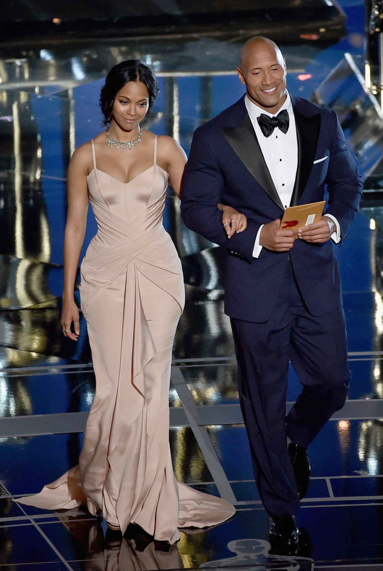 calitrophywife:moneyandsins:celebritiesofcolor:Zoe Saldana and Dwayne Johnson speak