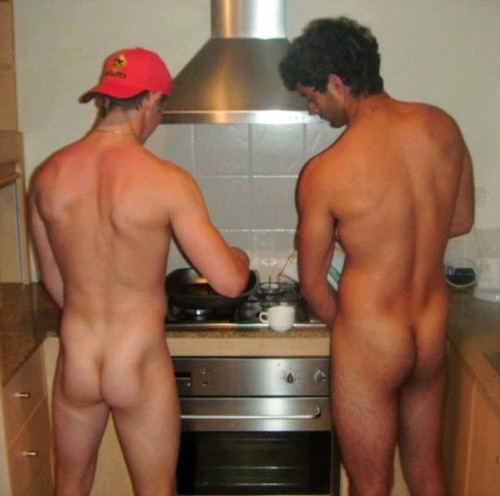 ghm69:  Making breakfast…