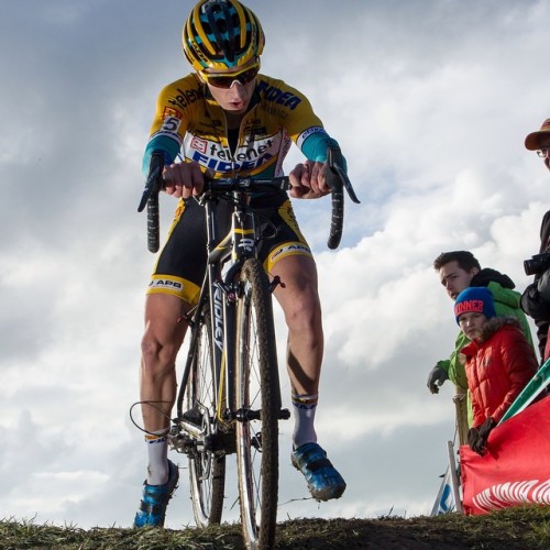crossgram:Hint: Do not jump and land behind your saddle! :) #ouch #cycling #cyclingphotos #cyclocros