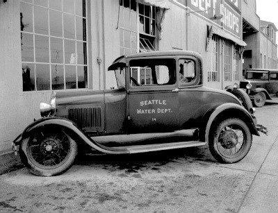 bigcheese327:  adamscoren:  Water Department car, 1930 by Seattle Municipal Archives