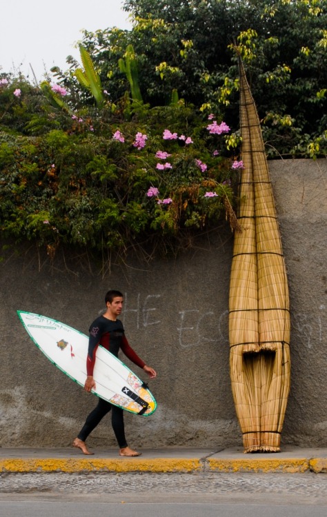 Punta Huanchaco, North Peru. …when you go to Huanchaco, I recommend you to ride a “Caballito de Toto