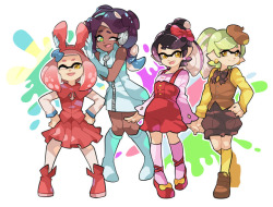 gomigomipomi: The Japanese Sanrio X Splatoon Splatfest. Featuring My Pearlie (pff), Cinnamarina, Hello Callie, and Pom Pom Marie.  It was suppose to be My Callie and Pom Pom Marie if I were to based off the Splatfest order but I can’t resist the Team