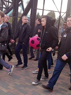 mr-styles:  Liam Payne at Thorpe Park - 14/3. 