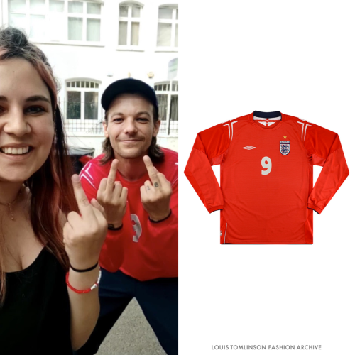 Louis in London | June 9, 2021Vintage England 2004-2006 Away Jersey - #9 RooneyThank you to @dreamin