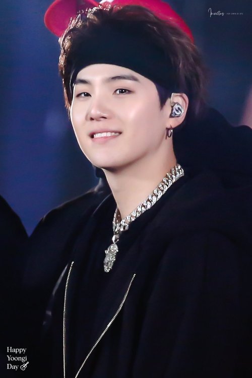 bangtan:  © Invictus | Do not edit. Min Yoongi is beautiful. Fight me.