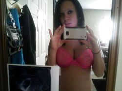 danahess94:  Please re blog my pictures and make me famous 