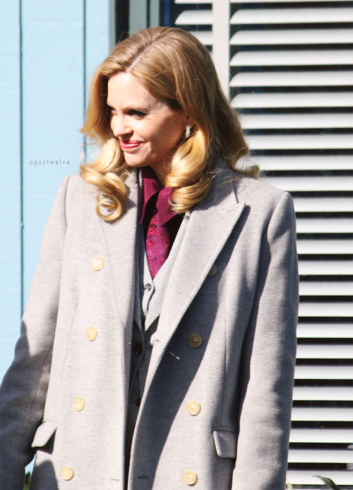 opustwelve:Kristin Bauer van Straten on the set of Once Upon a Time, season 4 - March 03, 2015. (by 