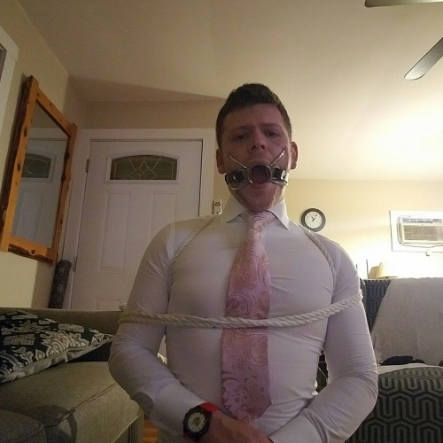 Porn Pics suitbound25: I was ordered to take humiliating