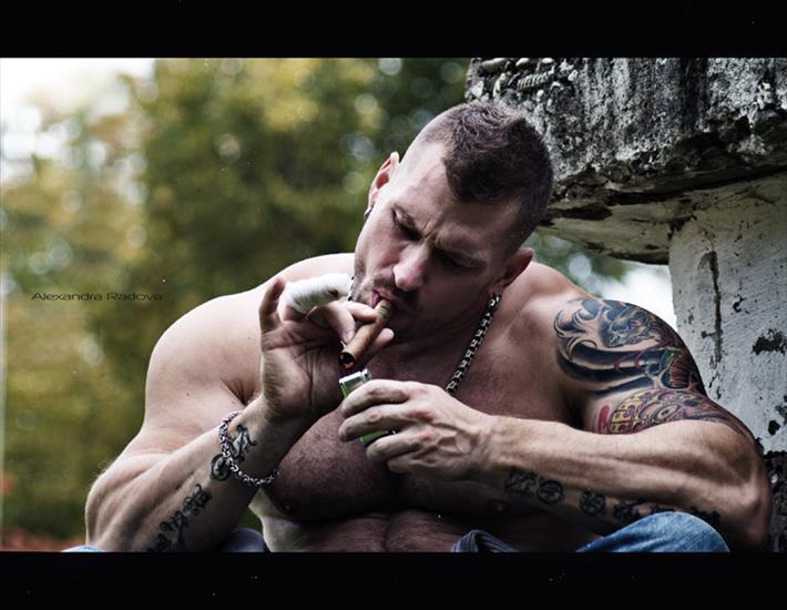 worshipalphamales:  Ruslan Bogdanov 100% Pure Alpha Male Beef 