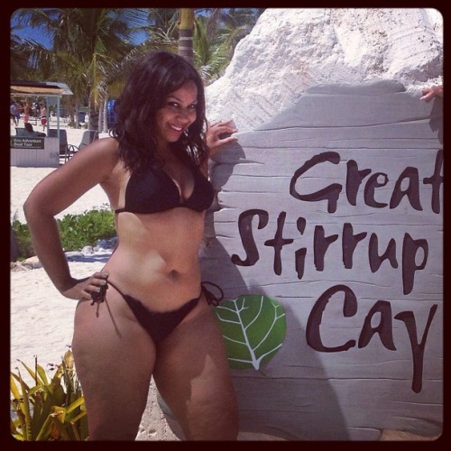 thickleggz:  jrocdagod:  hugegirls:  http://hugegirls.tumblr.com/  Damn… Hit me up you’re a healthy, good lookin babe… Hit me up!  This girl’s thighs are THICK!! Click HERE for more ThickLeggz. Click HERE to submit your Thick.    ThickLeggz