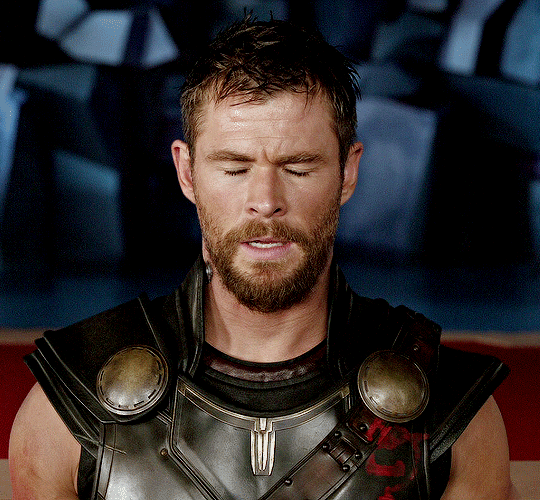 biwilson: CHRIS HEMSWORTH as THOR ODINSON in Thor:... : i'm with you til  the end of the line.