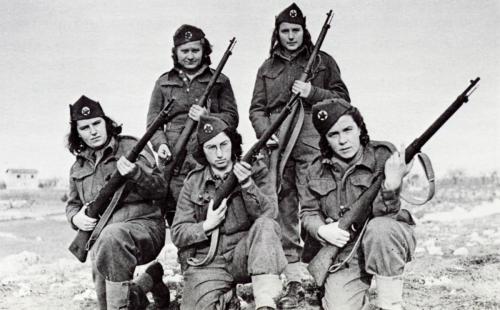 Porn womenofwwii:  Yugoslavian partisans.  photos