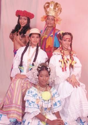 Various Panamanian fashions