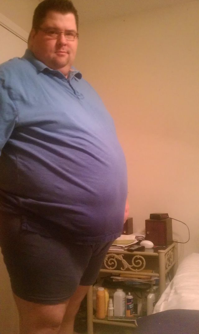 olderchaser:  would love to wake up to him in the morning,  