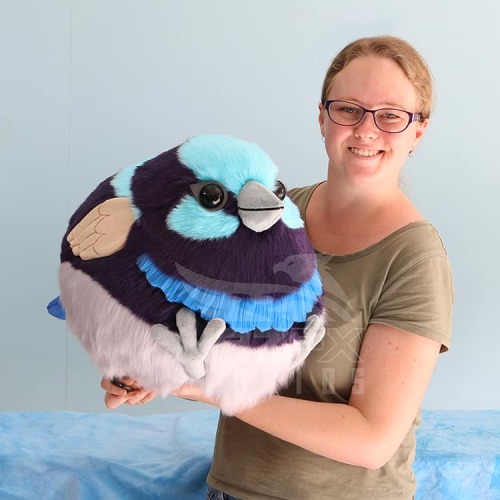 skellykats: nehirose:seraphica:Giant plush Borbs from NazFX Studios THEY’RE SO BIG@anadorablekiwi