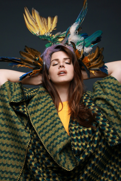 Outtake of Lana Del Rey photographed by Esteban Calderón for the cover shoot of the Fall/Winter coll