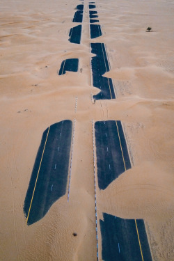 souhailbog: Road & Sand By   Johannes